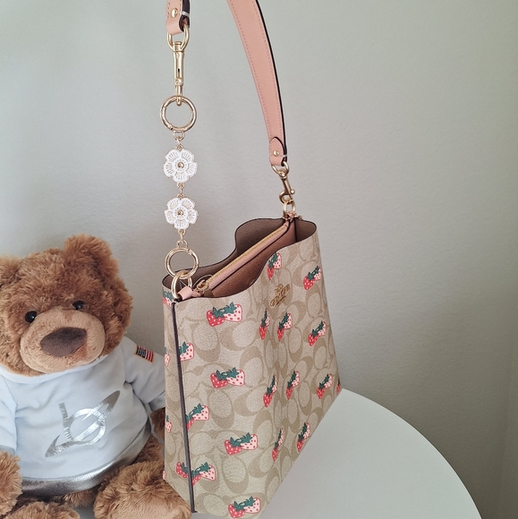 NWT Coach CB602 Mollie Bucket Bag 22 In Signature Canvas With Strawberry Print - Picture 7 of 11